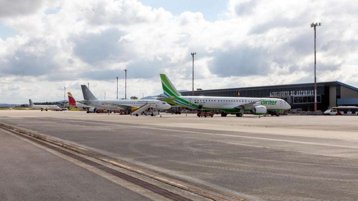 El aeropuerto de Asturias cierra agosto con un récord de más de 205.000 pasajeros