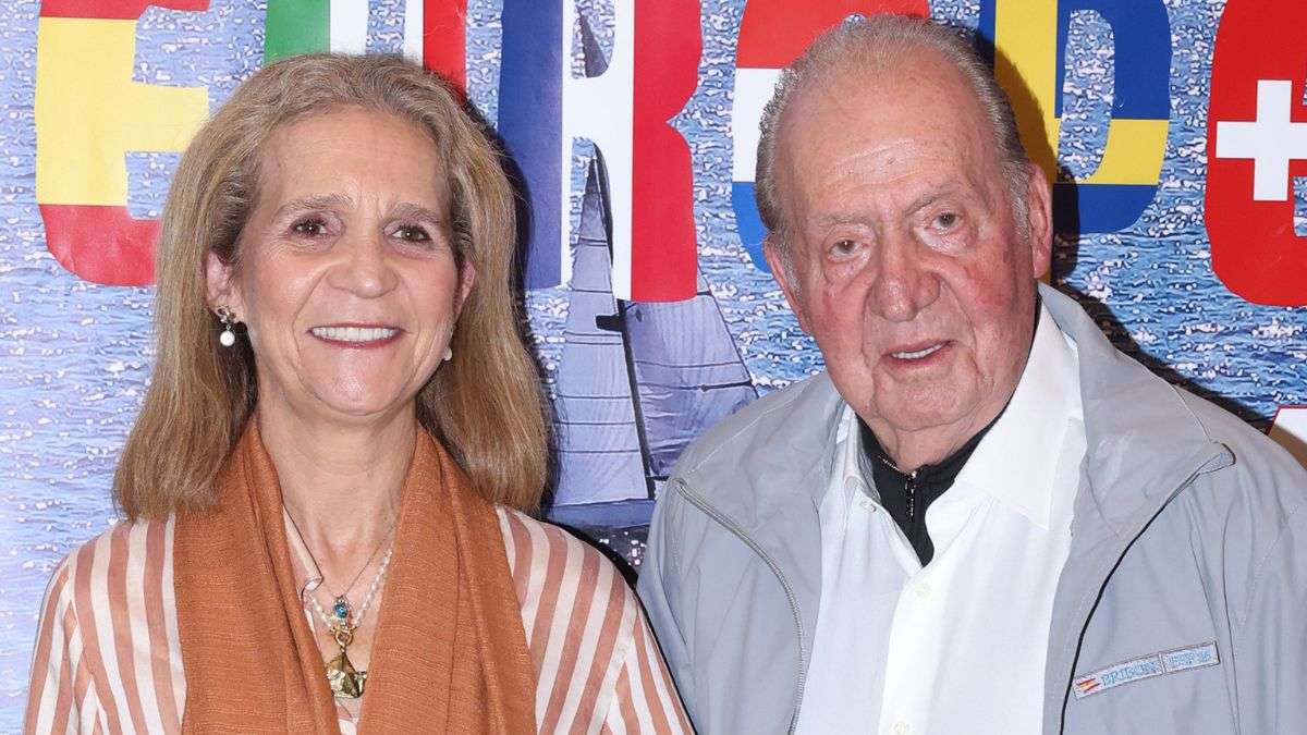 Juan Carlos I y su hija, la infanta Elena, viajan a Nueva York: regatas, fiesta de Bollywood, 'happy hour' y barbacoa