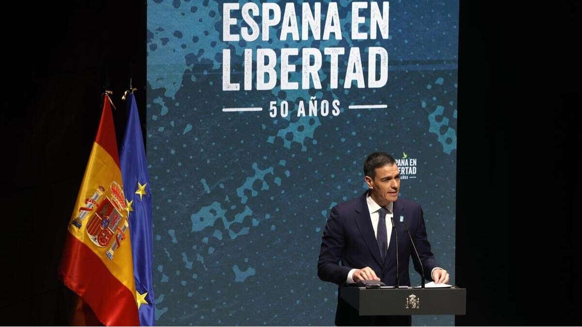 Sánchez dispara el gasto en sus actividades sobre Franco: 7 millones más en propaganda