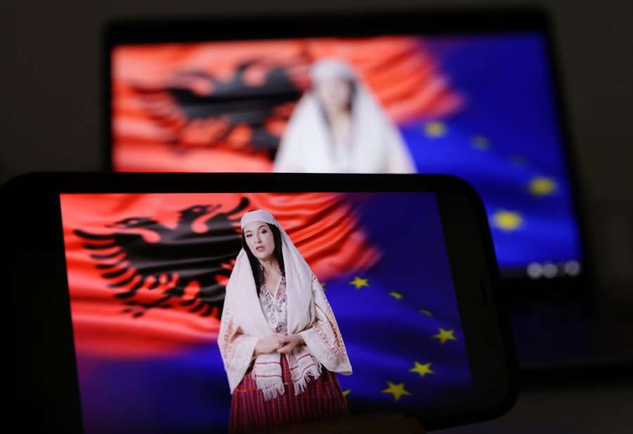Albania se harta de 'cerdanes' y crea una ministra virtual por IA para adjudicar contratos