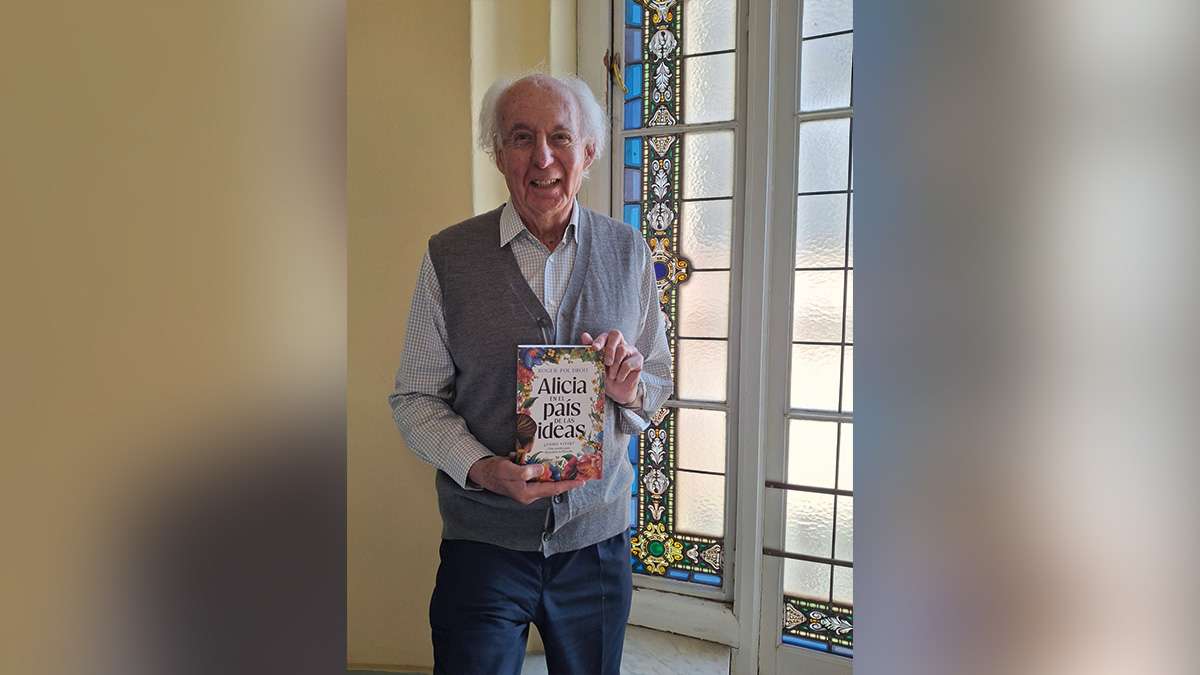 Roger-Pol Droit, filósofo superventas: "Con cosas divertidas es posible poner en marcha reflexiones serias"