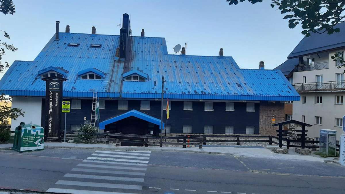 Andalucía liquida patrimonio abandonado: institutos, parcelas y edificios generan ventas millonarias
