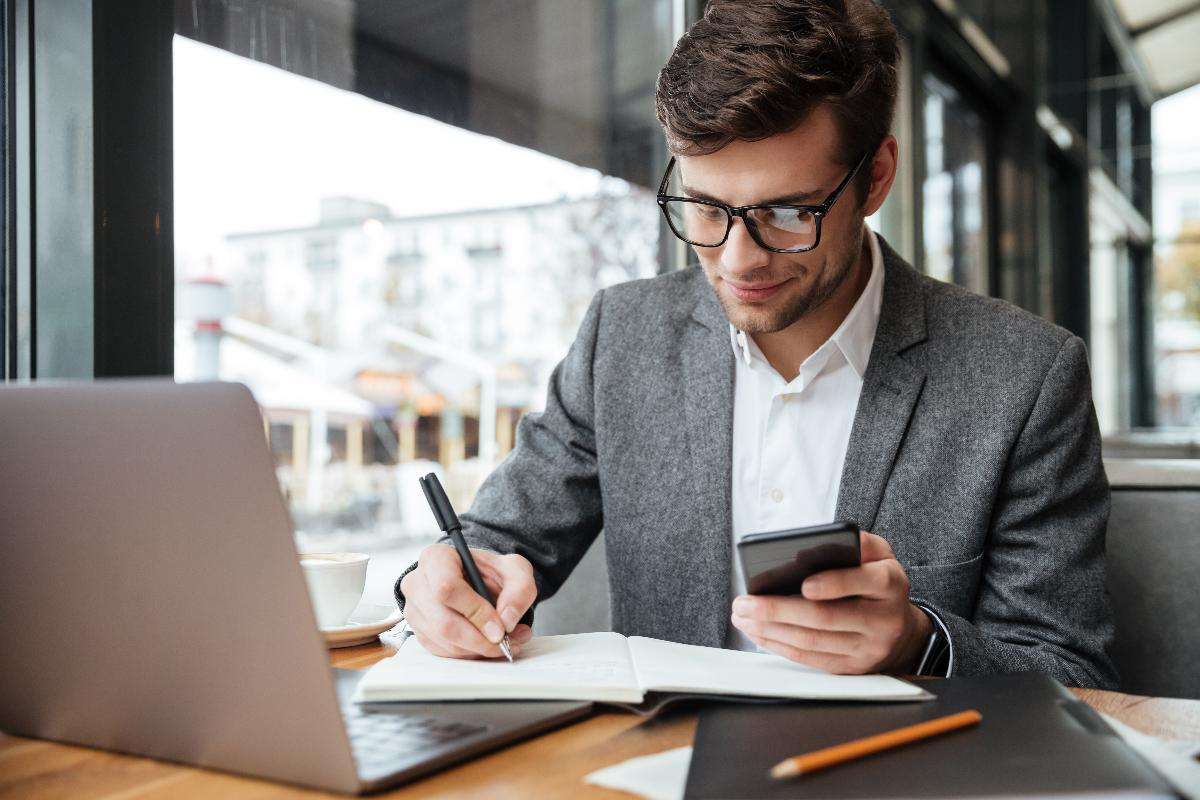 De ahorrador a inversor: cinco razones para poner el dinero a trabajar cuanto antes