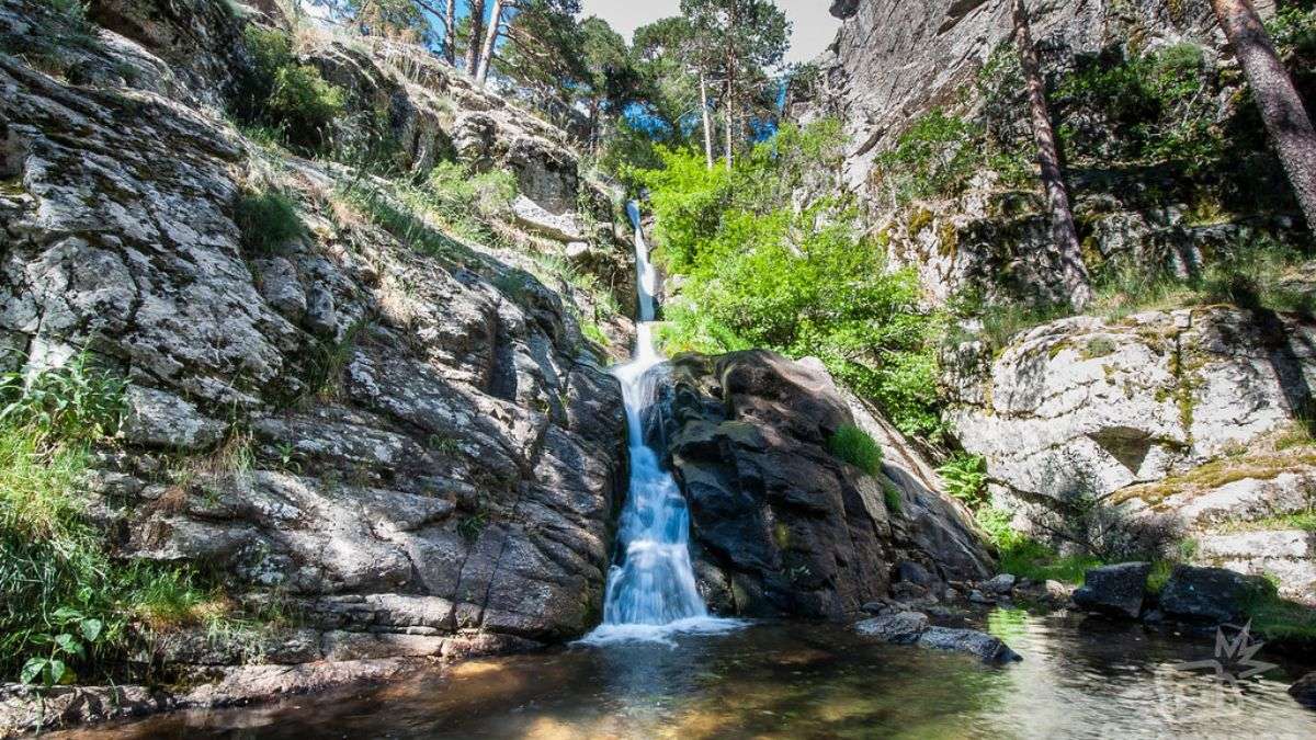Paisajes como en Asturias a una hora de Madrid: marmitas gigantes y cascadas