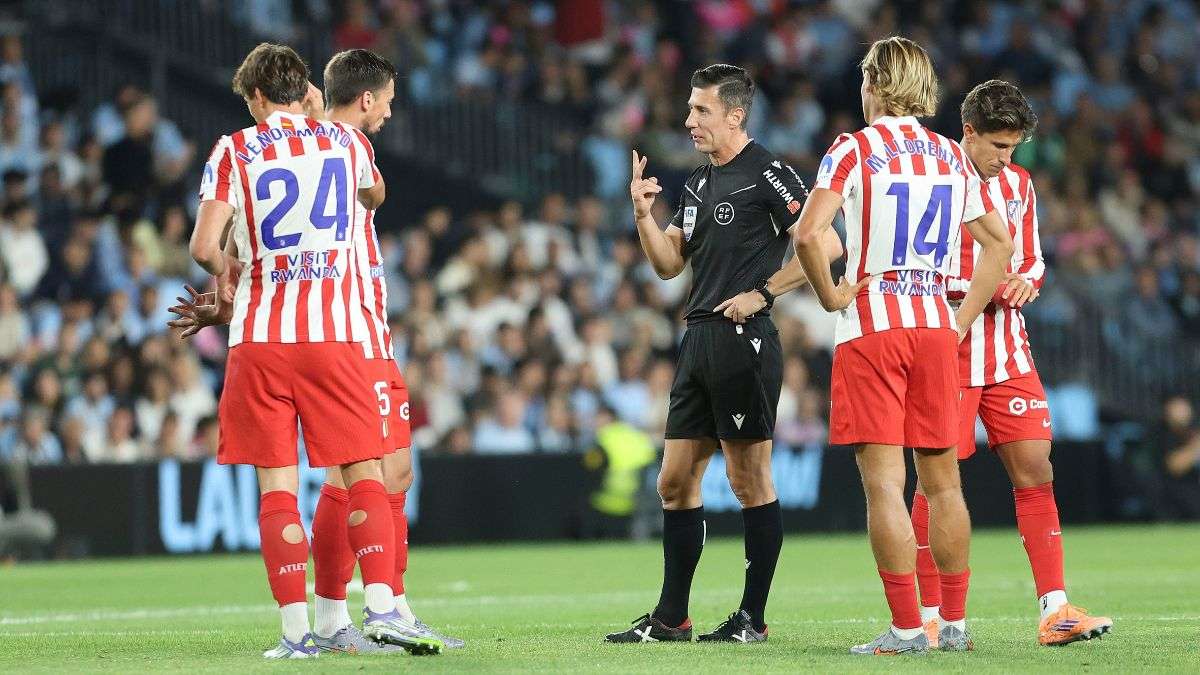 El Atleti suma un punto con uno menos durante 50 minutos ante un Celta que todavía no sabe ganar