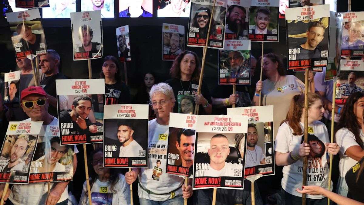 Las familias de los rehenes en Gaza invitan a Trump a reunirse en Israel tras el acuerdo de alto el fuego