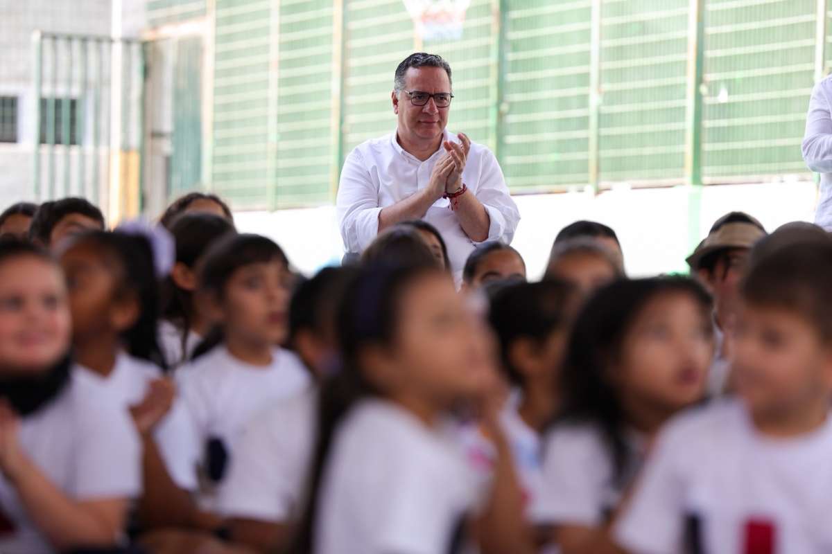 Los niños que aprenden en silencio: la herida invisible de las aulas canarias