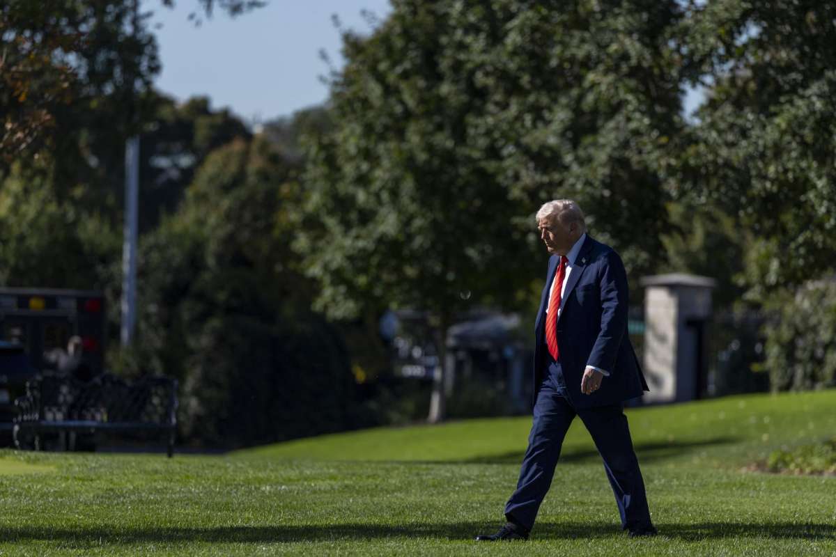 Trump vuelve a la carga contra China: no se reunirá con Xi y amenaza de "aranceles descomunales"