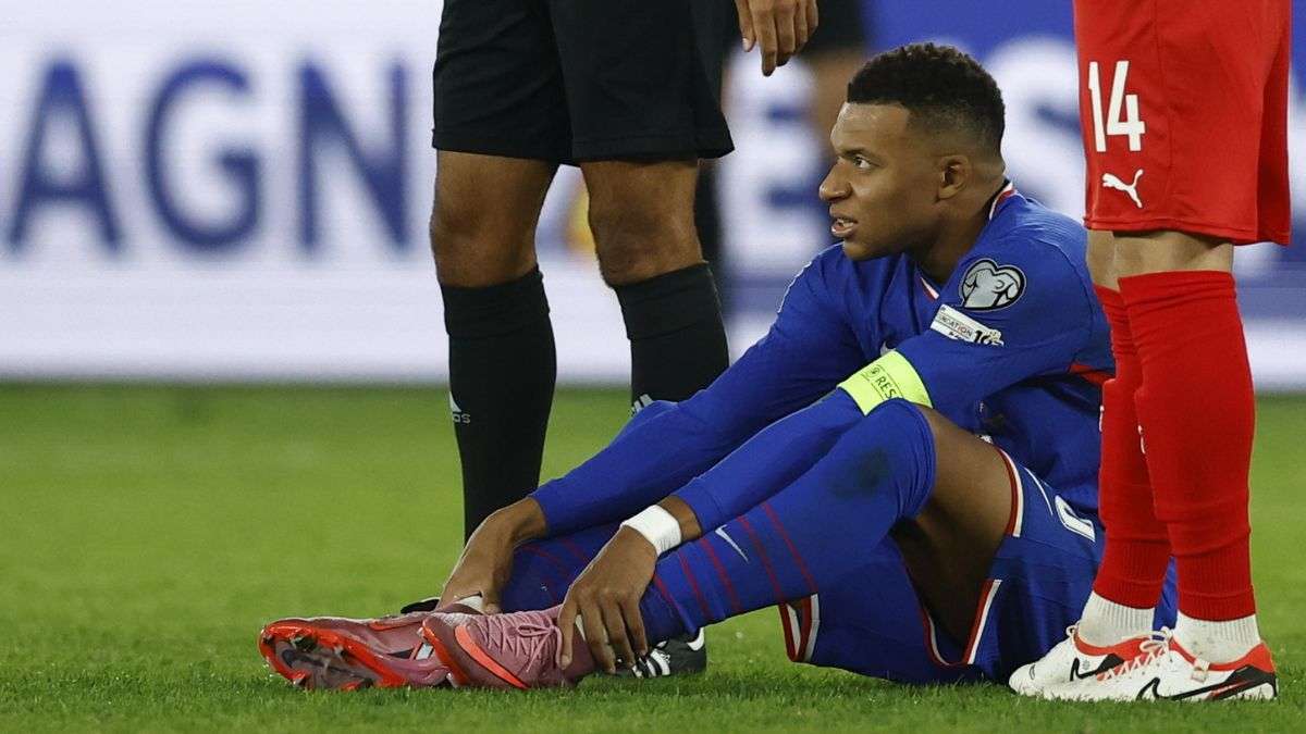 Mbappé, Huijsen y Mastantuono: el virus FIFA vuelve a poner en 'jaque' al Real Madrid