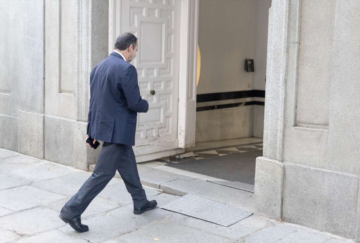 Ábalos se niega a declarar por las mordidas y la Fiscalía descarta solicitar prisión provisional