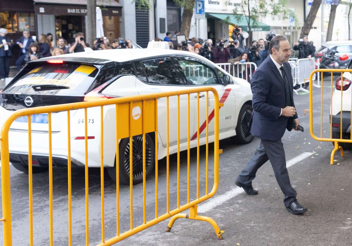 El rifirrafe del juez del Supremo con Ábalos: "Esto no es el Congreso"