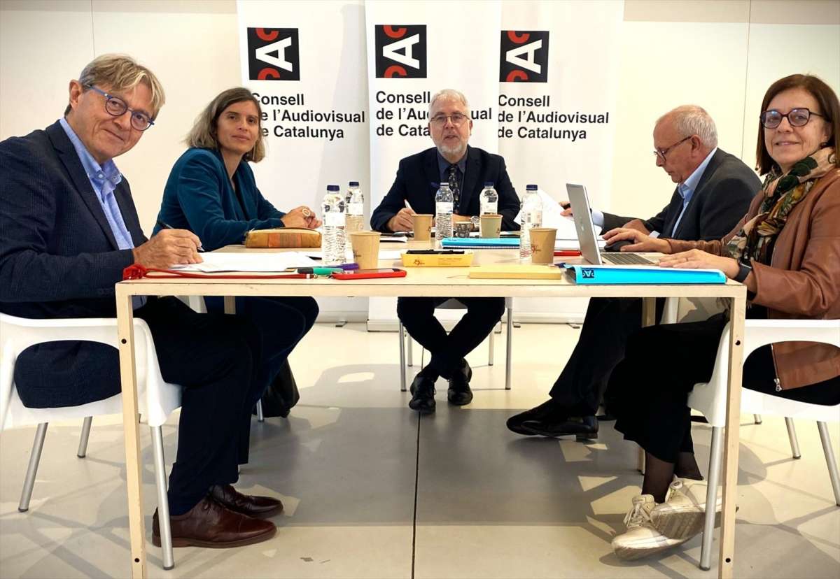 El ente regulador de TV3: 25 años de sueldos astronómicos y "construcción nacional"
