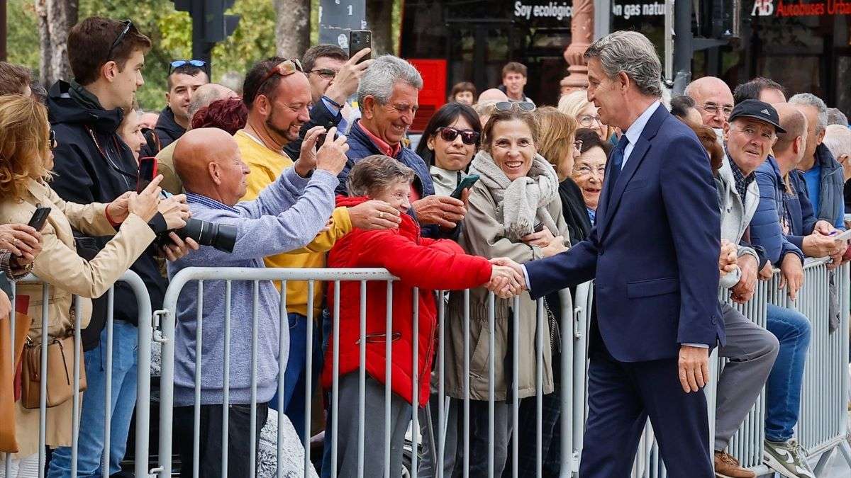 El mensaje de Feijóo en corrillos empresariales: "España necesita un Juan Roig en cada territorio"
