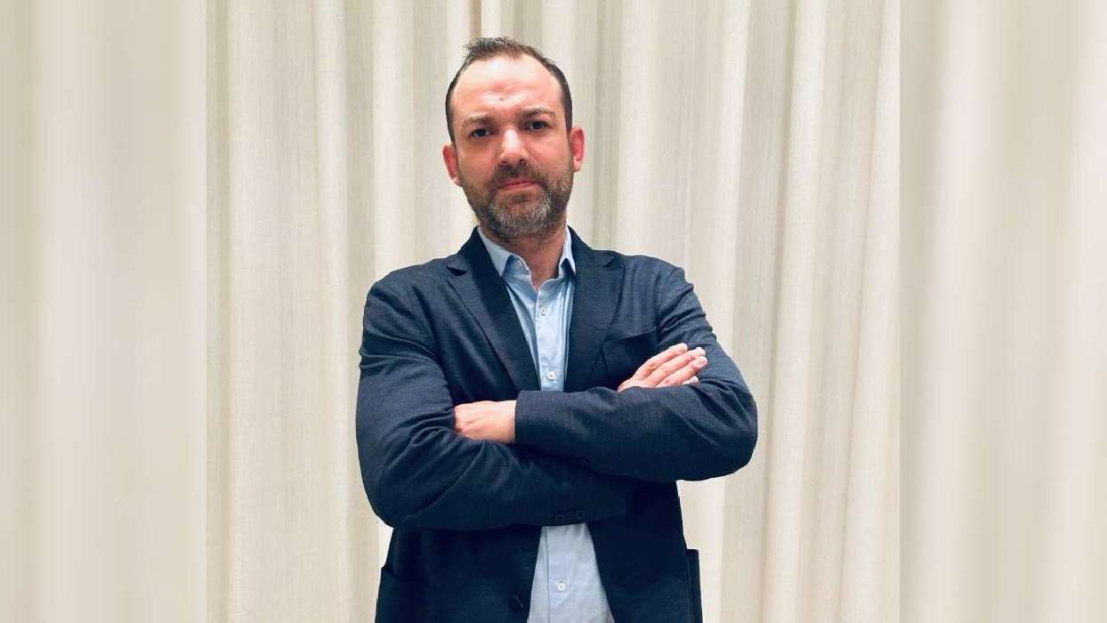 Begoña Gómez fue decisiva para que Sánchez prescindiera de mi padre: 'Echa  a ese putero'" | Vozpópuli