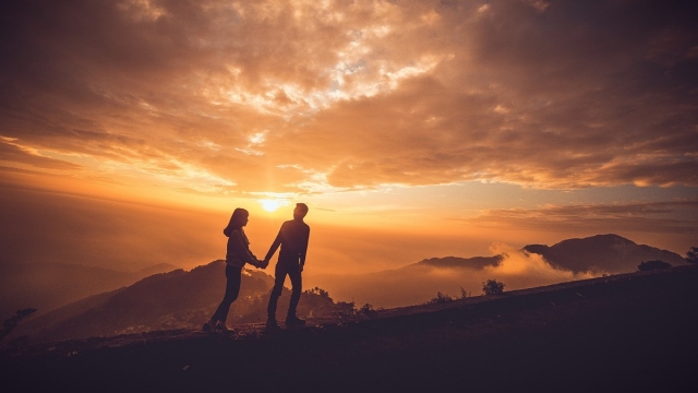 Las mujeres lo tienen claro: sí a las citas, pero de otra manera (menos estresante)