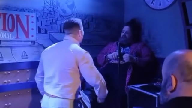 Polémica del puñetazo de un padre a un cómico: cómo un tuit puede tener mayores consecuencias penales que una agresión