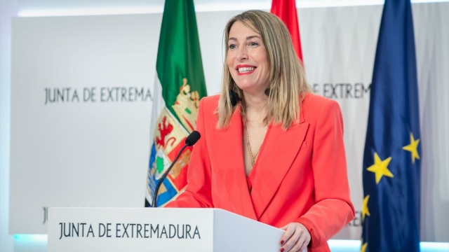 Un acuerdo entre PP y Vox sobre medidas fiscales desbloquea el gobierno de Extremadura