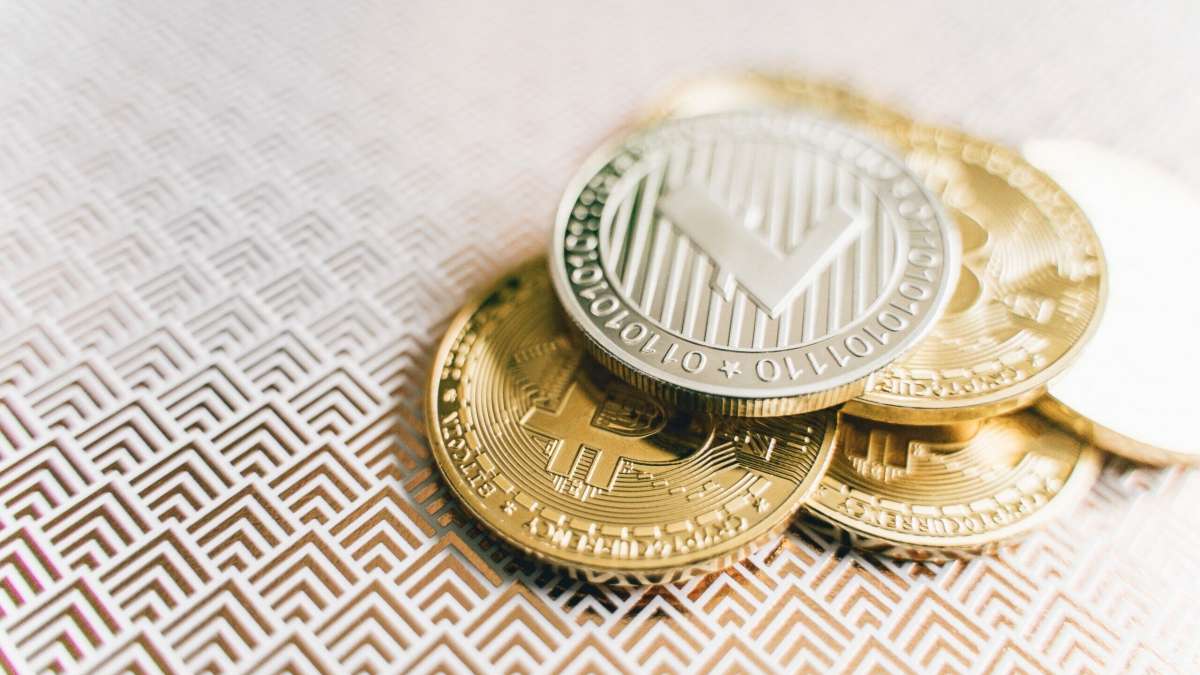 Nace Fazil Crypto, la nueva plataforma para la compra y venta de  criptomonedas | Vozpópuli