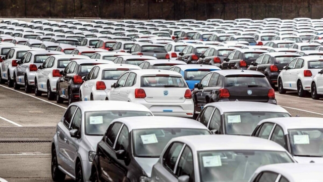 Paraísos fiscales del automóvil: Un pueblo madrileño de 80 habitantes tiene censados 4.000 coches