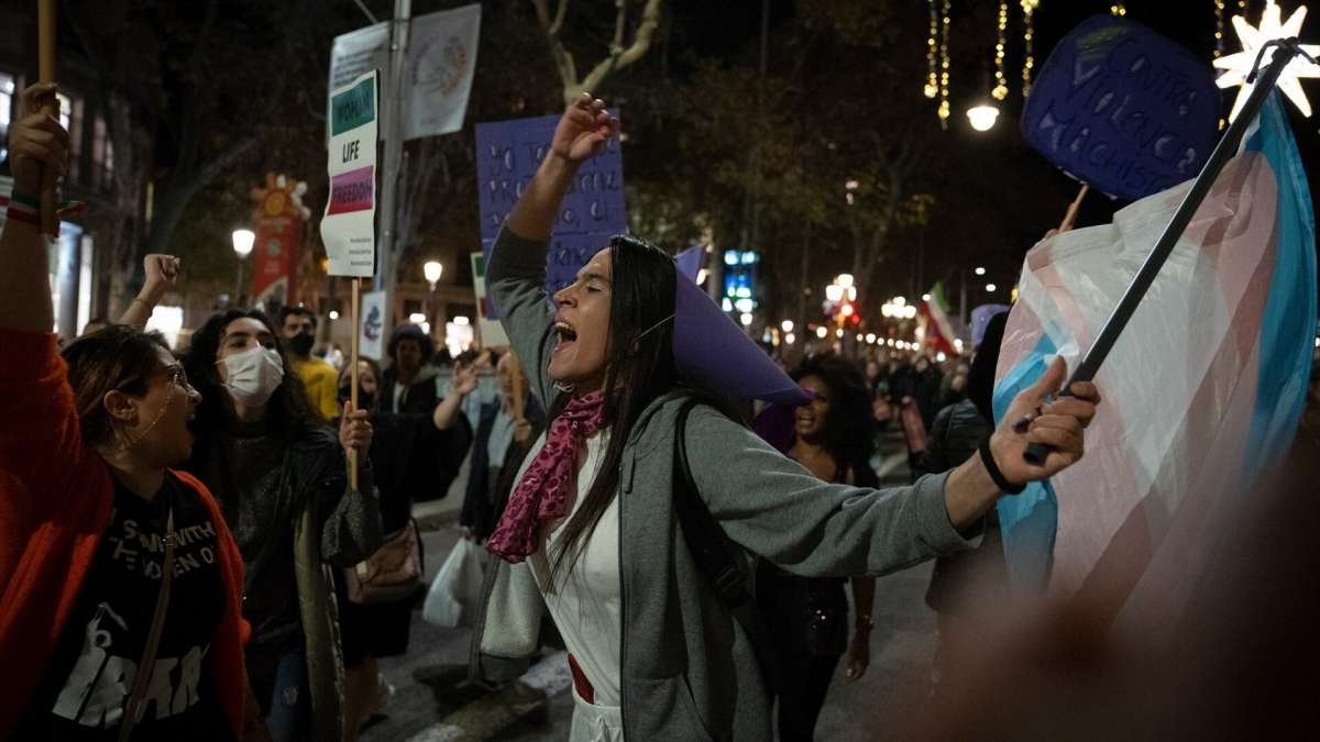 Manifestación trans en Barcelona - David Zorrakino / Europa Press