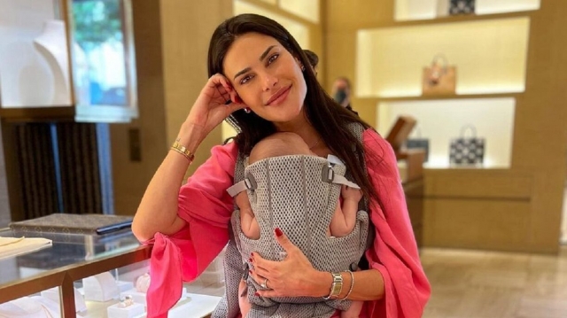 Carla Barber graba la reacción de su novio y familia al decirles que está embarazada de su segundo hijo a los seis meses de dar a luz