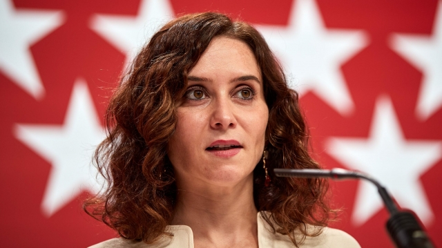 Ayuso desafía a Sánchez y aprueba el blindaje fiscal de Madrid