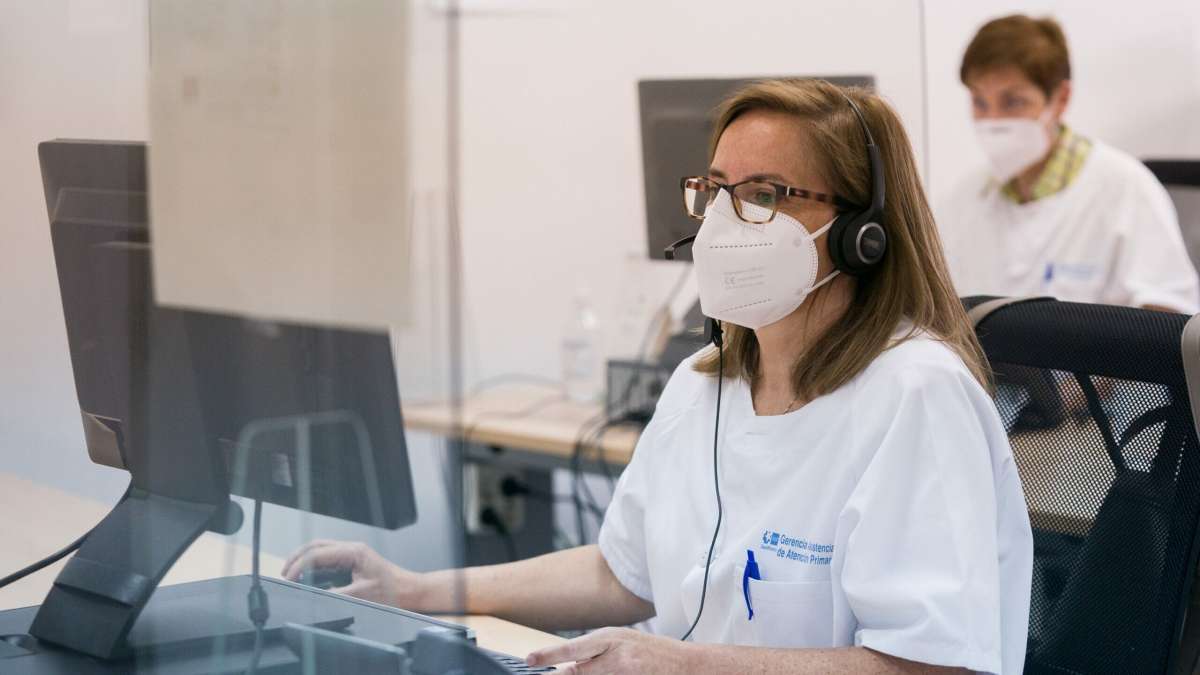 Rastreadora covid de la Unidad de Atención Covid de la Dirección Asistencial Sureste de Madrid. - Europa Press.