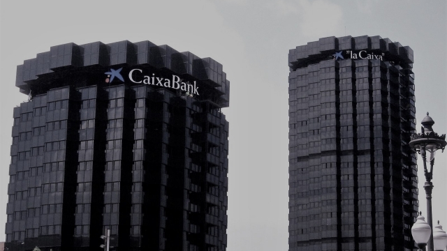 CaixaBank tendrá que ampliar capital para comprar Novo Banco por más de 3.000 millones