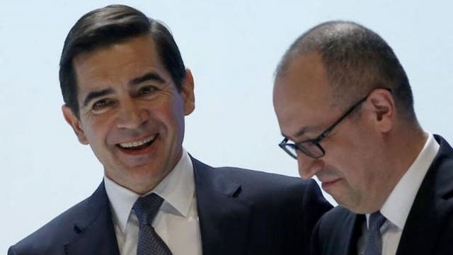 Competencia autoriza la opa de BBVA sobre Sabadell y deja la operación en manos del Gobierno