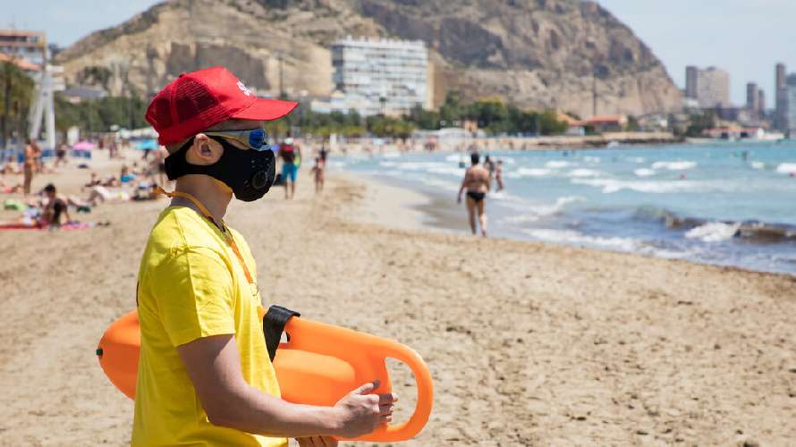 La regla del 10/20, una norma para socorristas y padres que puede salvar vidas en el agua