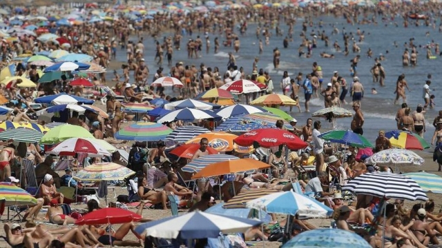 El turismo retrocederá a 1978 con la previsión del 56% menos de viajeros y pérdidas de 51.708 millones en 2020