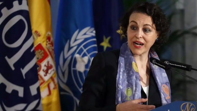 Trabajo tendrá que desembolsar casi 1.400 millones extra a los pensionistas en julio para cumplir los PGE