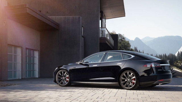 Tesla cumple tres meses en España: su Model S matricula sólo 50 unidades