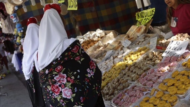 El significado de los claveles en San Isidro: dos blancos, soltera...