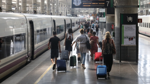 Choque por la nueva liberalización ferroviaria: Puente quiere prorrogarla y Cuerpo aprobarla ya