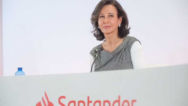 Santander rebaja el valor de su participación en Metrovacesa y facilita un cambio de control