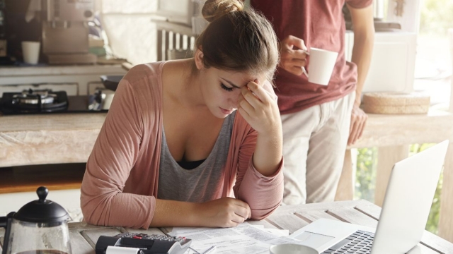 ¿Cómo puedo informar al inquilino de una subida en la cuota del alquiler? Así tienes que hacerlo