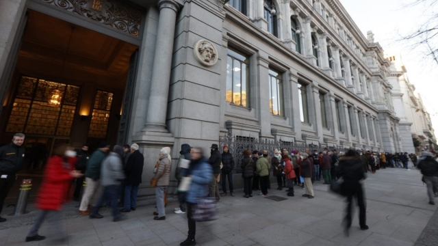 La banca pagó en 2024 cuatro veces menos por los depósitos en España que en el extranjero  