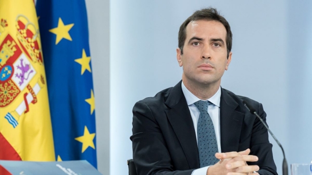 El Gobierno promete a Bruselas limitar el crecimiento del gasto al 3% salvo que aumente más la recaudación