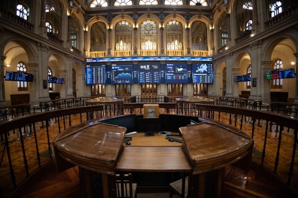 Batacazo de los bancos en Bolsa por el efecto Trump con desplomes de más del 5% 