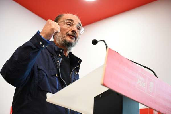 Lambán vincula a la dirección del PSOE aragonés con Santos Cerdán: 