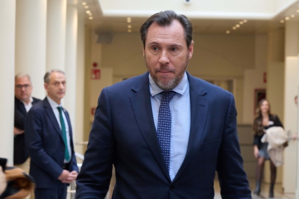 Puente reduce los AVE en varias provincias con Renfe a punto de perder la mitad del mercado